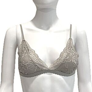 Aritzia Talula Triangle Lace Bralette Size Small Light Grey Skinny Strap Unlined